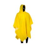 Poncho impermeable tipo ruana en PVC